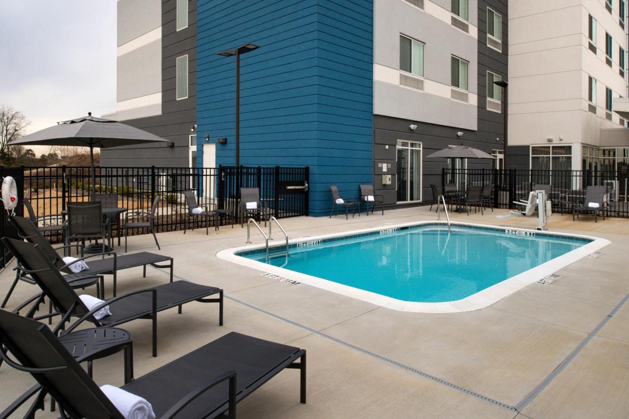 Fairfield Inn & Suites By Marriott Charlotte University Research Park Luaran gambar