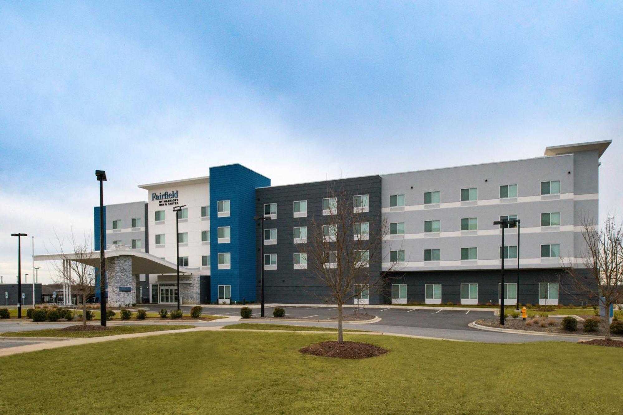 Fairfield Inn & Suites By Marriott Charlotte University Research Park Luaran gambar